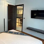 Emerald Terrace Condo 52-The Award 1 Bed Pool View Gem By Psr