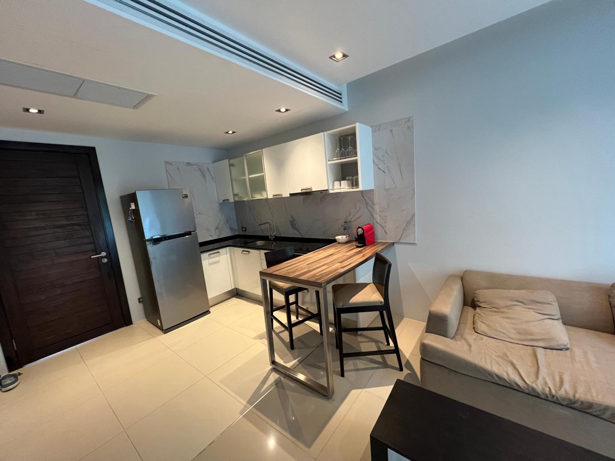 Emerald Terrace 52-the Award 1 Bed Pool View Gem By Psr Patong